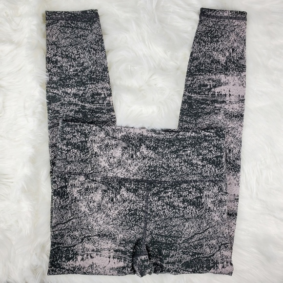 NWT Athleta Black Elation Glades 7/8 Leggings - Picture 4 of 8